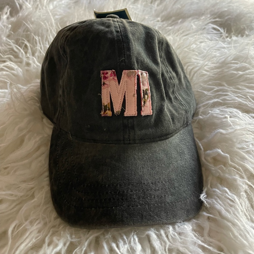 Mi hat